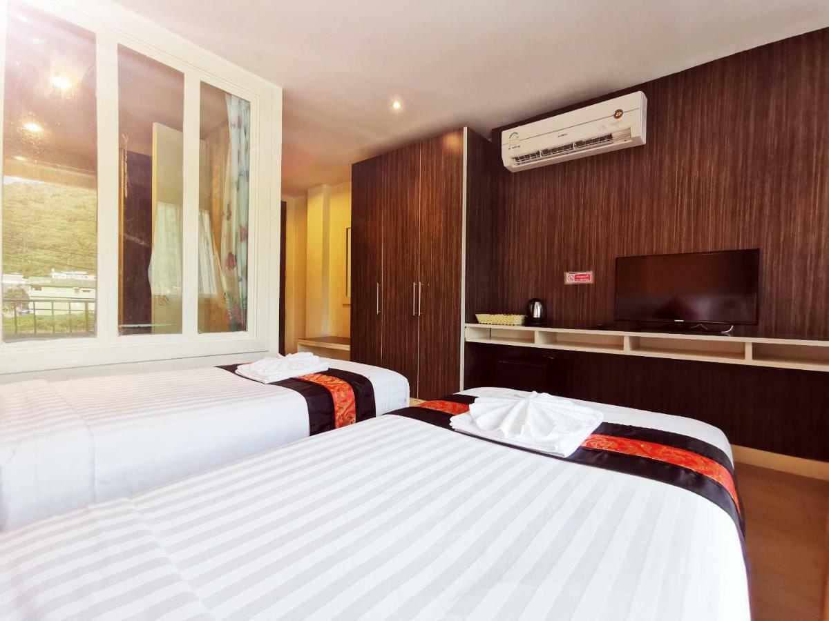 Paksaa Boutique Khách sạn Patong