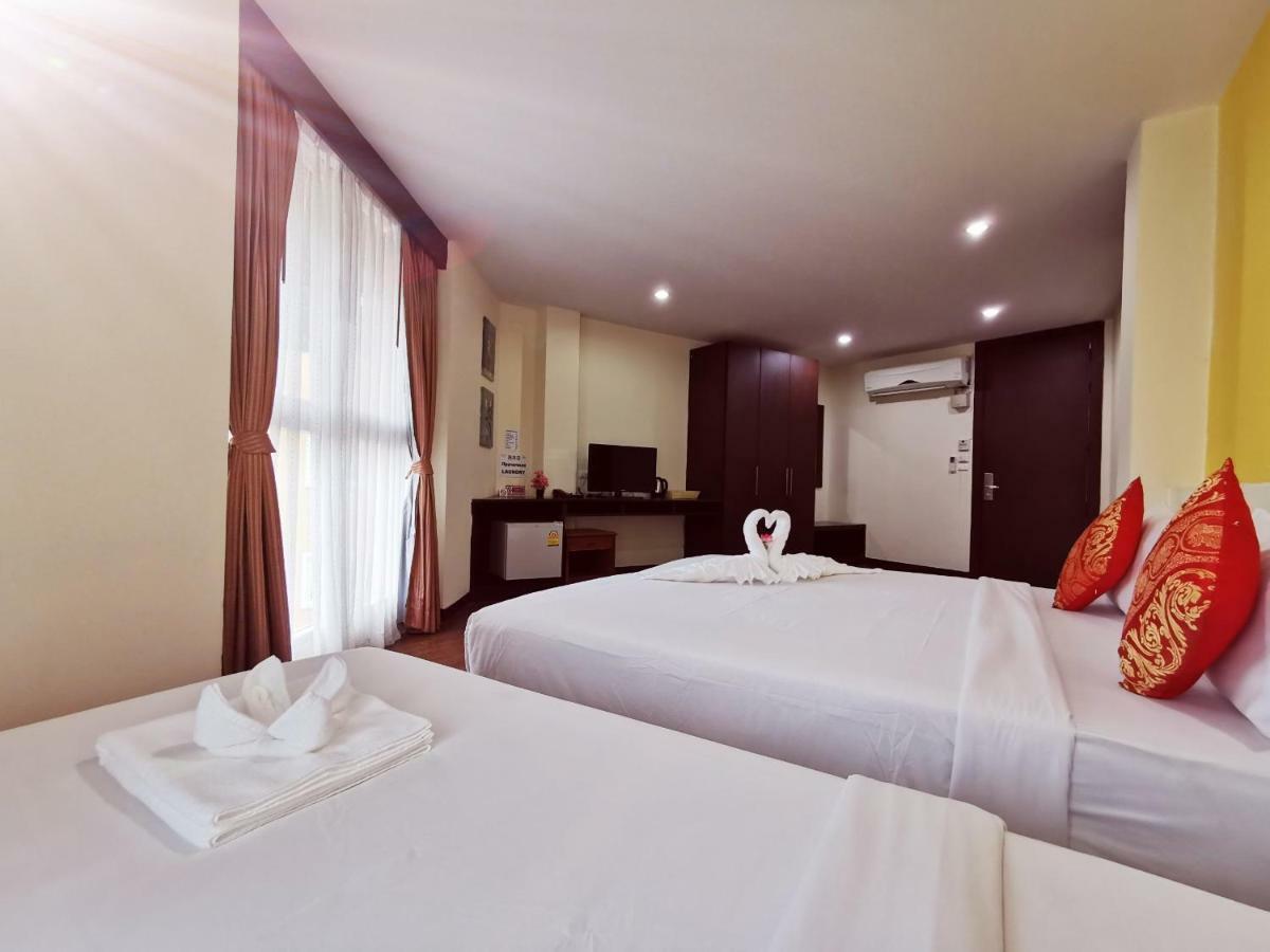 Paksaa Boutique Khách sạn Patong