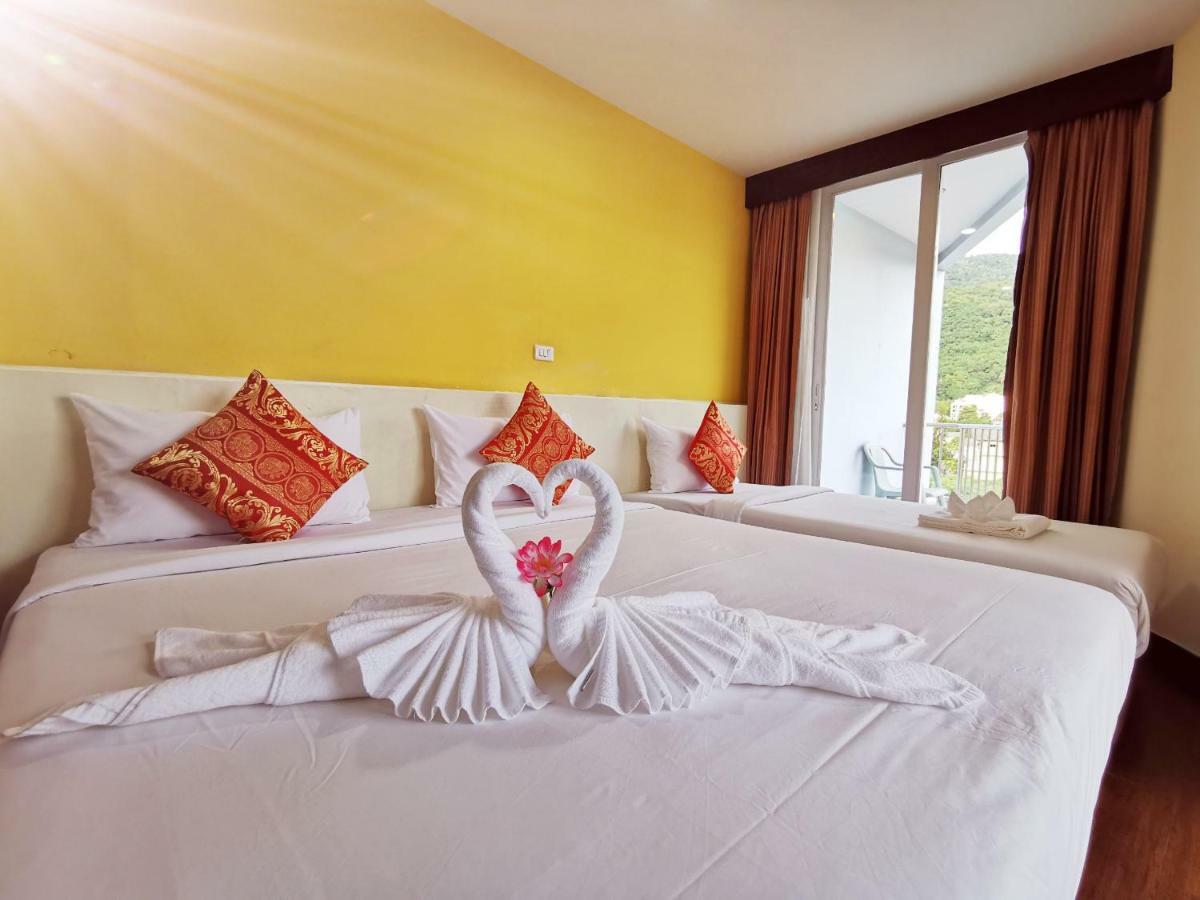 Paksaa Boutique Khách sạn Patong